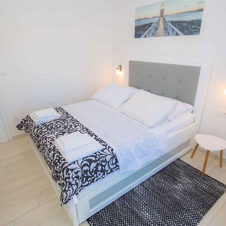 Apartments In Rogoznica 40364 Zewnętrze zdjęcie
